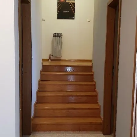 Apartman Aves *