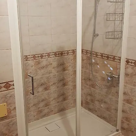 Apartman Aves *